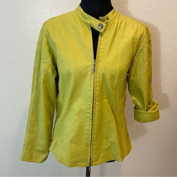CHICO’S Women's Leather Jacket Pear Green Sz 1 Funky Retro Biker Rock & Roll Fun - Picture 1 of 11